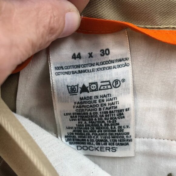 Dockers Mens D3 Pants Size 44x30 Classic Fit Khaki Chino Flat Front Casual Tan - Picture 4 of 16